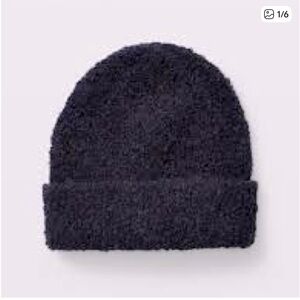 Like new Club Monaco Navy Wool Alpaca Blend Teddy Knit Beanie OS | Winter Hat